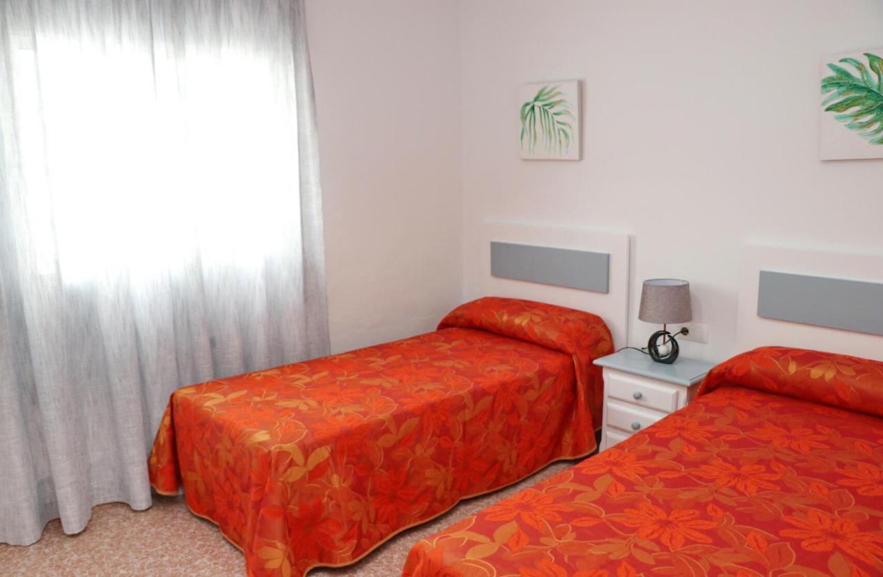 Apartamento Violeta โกนิล เด ลาฟรอนเตรา ภายนอก รูปภาพ
